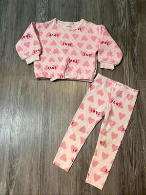 Carter's Light Pink & Hot Pink Heart 'LOVE' Set- Size 3T